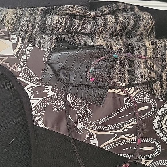 Dress - Picture 2 of 6